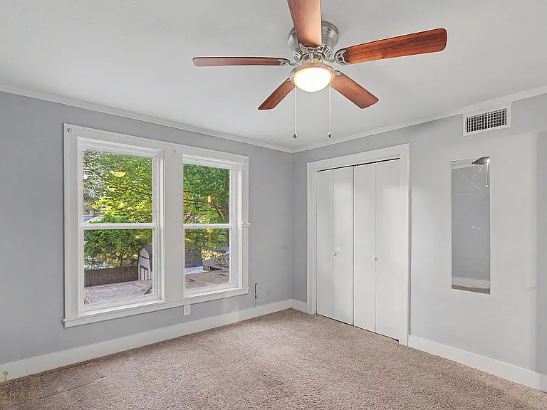 420 Forest Ave — Photo 21