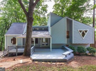 1983 Kinridge Rd, Marietta, GA 30062