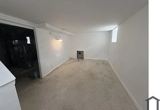 9412 Grand Division Ave — Photo 12