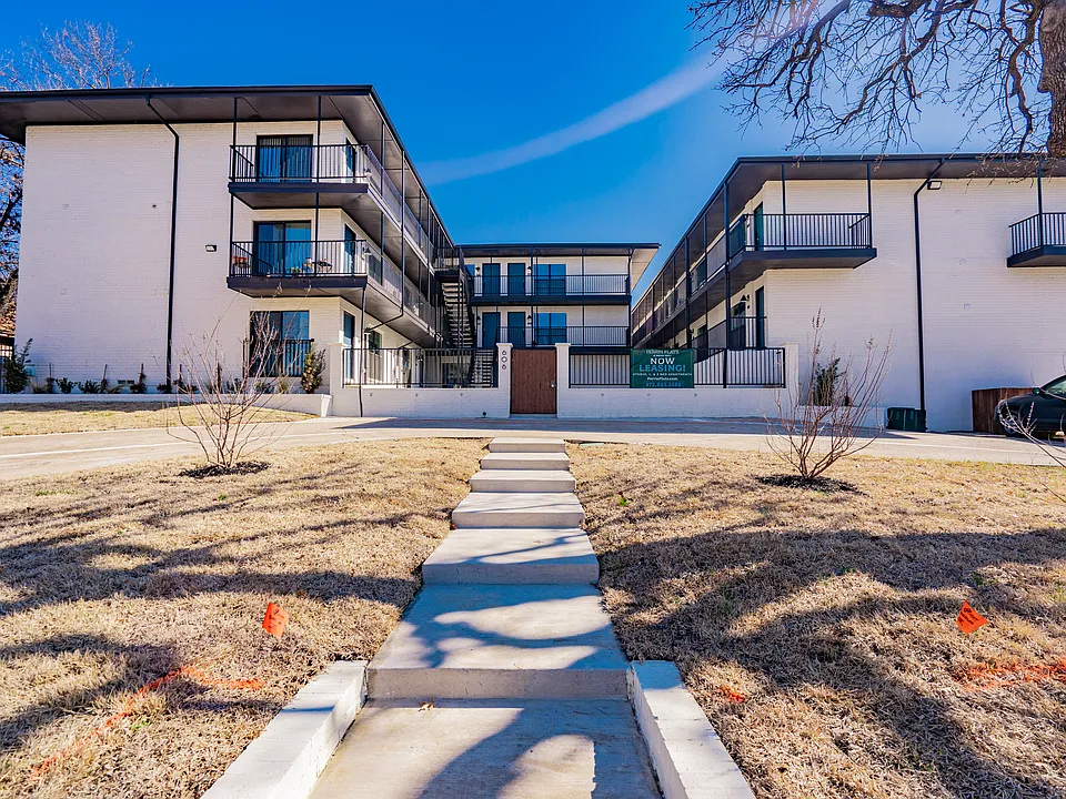 Perrin Flats at Bishop Ridge