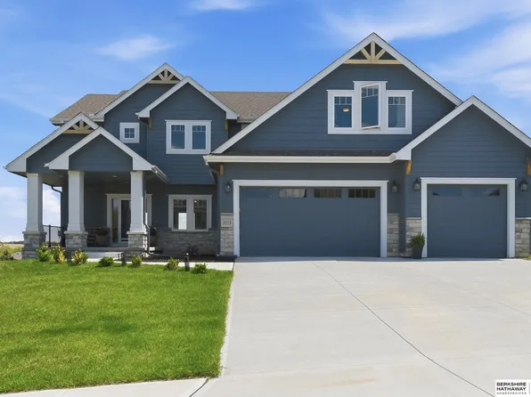 12113 Pintail Dr, Papillion, NE 68046