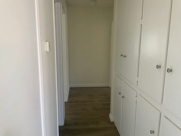 20391 Camfield Ln — Photo 2