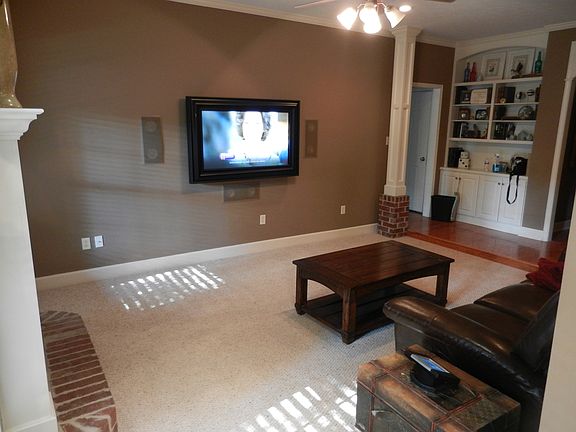 5th image of 1199 Westfield Dr