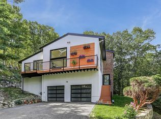 2 Michael Rd, Mendham, NJ 07945