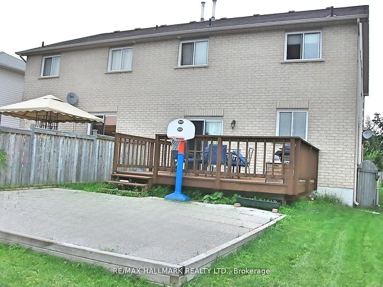 48 Downing Cres — Photo 17
