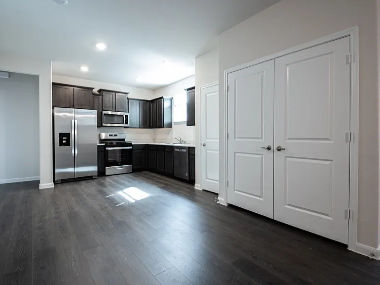 3608 Southbend Dr — Photo 12