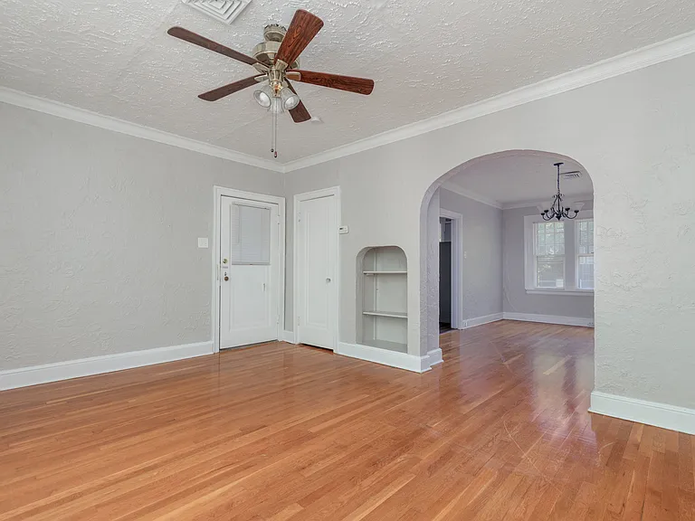 7234 Amherst Ave #2W — Photo 7
