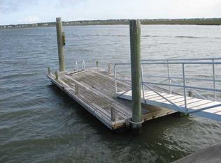 8647 Palmetto Rd, Edisto Island, SC 29438