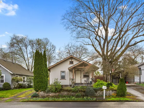 213 SE Garfield St, Camas, WA 98607