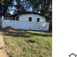 628 Heather Ln, Jackson, MS 39206