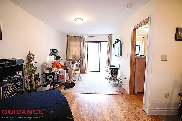 Rented by Guidance Realty Corp. | media 16