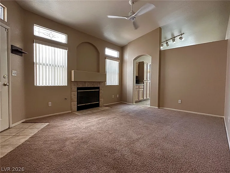 5323 Heatherbrook Cir — Photo 5