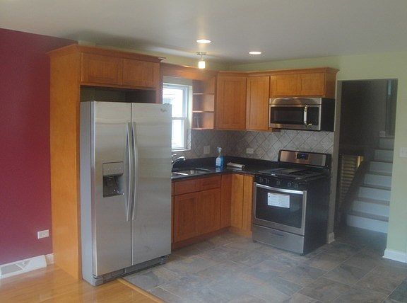 4th image of 3744 S 52nd Ct