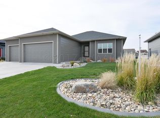 6857 23rd St S, Fargo, ND 58104