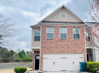 1958 Paxton Ridge Ln, Lilburn, GA 30047