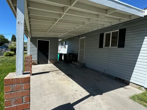 1530 Washburn Way, Klamath Falls, OR 97603