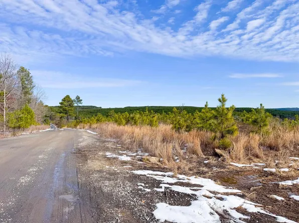 952 Tarter Hill Rd, Quitman, AR 72131