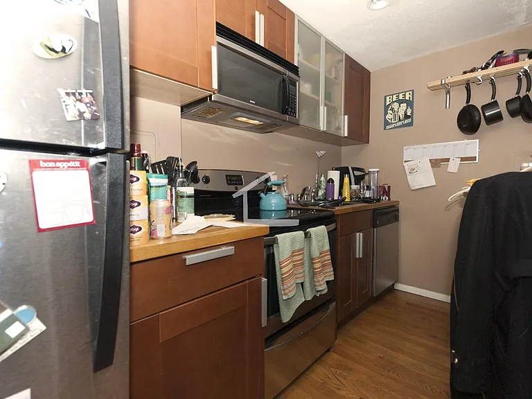 47 Gardner St #11A — Photo 3