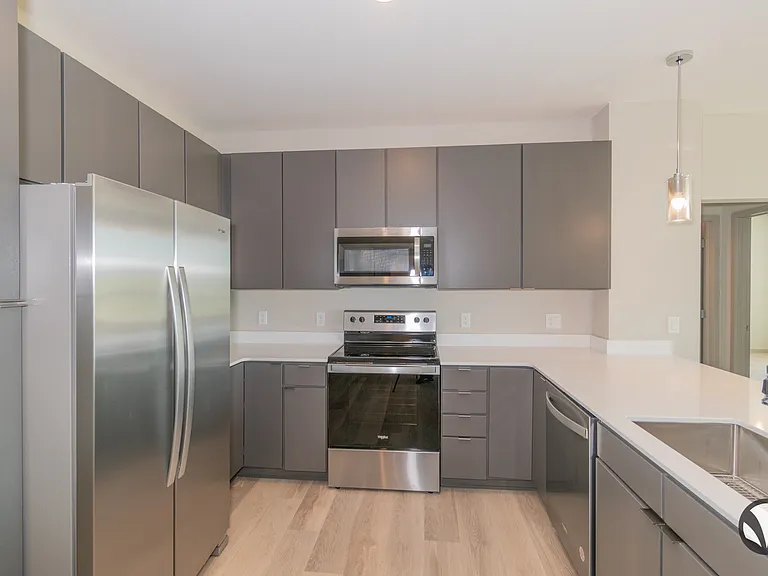 Chateau at Yankee Hill Apartments — Photo 89