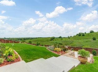 992 Fairway Ranch Pkwy, Roanoke, TX 76262