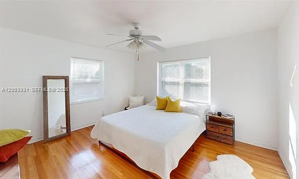 951 NE 116th St — Photo 10