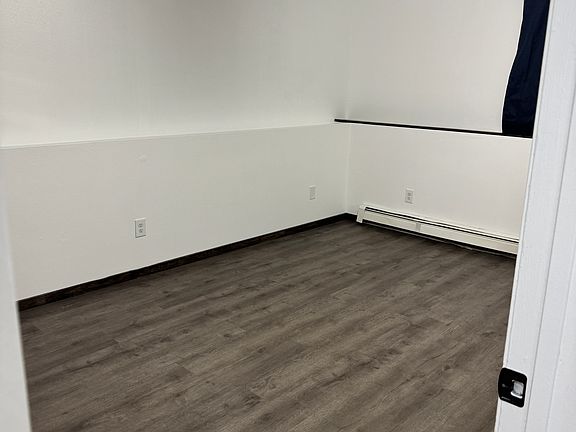 Walking into 200 sf room.