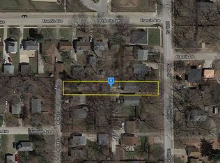 2020 30th St, Des Moines, IA 50310