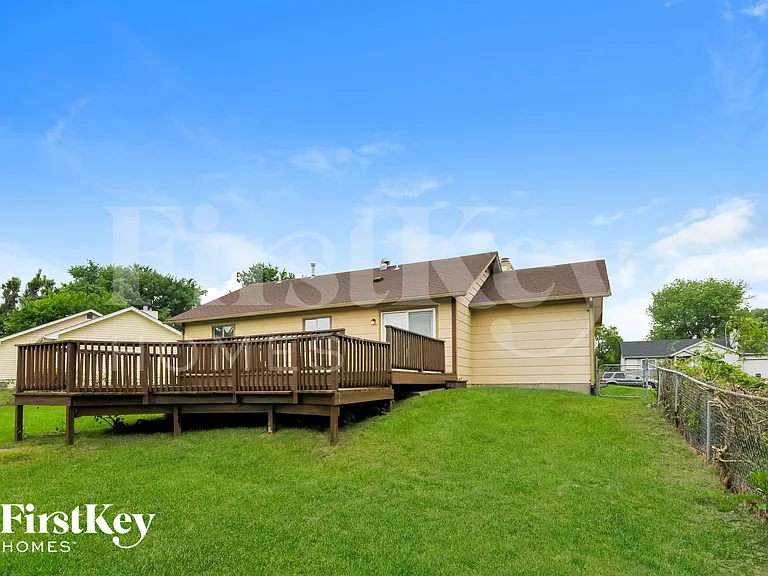 2009 Monks Hollow Dr — Photo 14