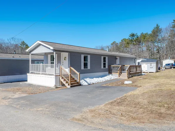2 Roby Lane, Lee, NH 03861