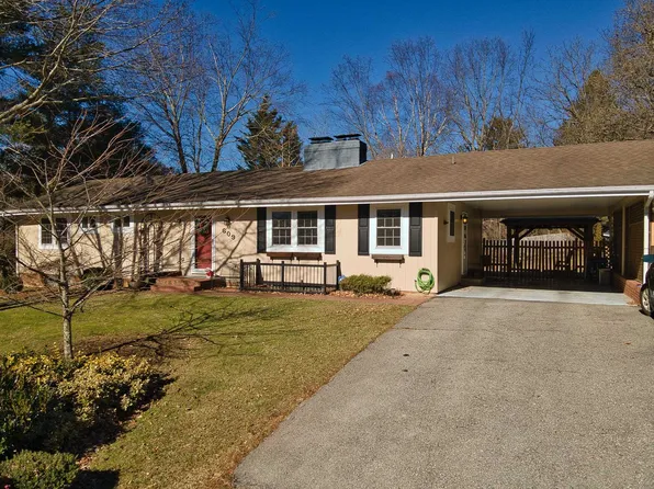 609 Watson Ln, Blacksburg, VA 24060