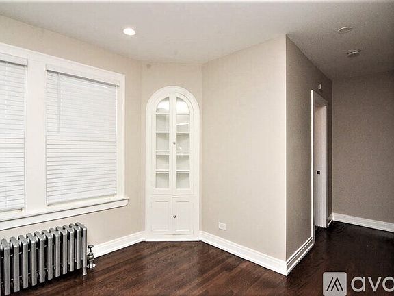 5th image of 1432 W Farragut Ave #1434-2C