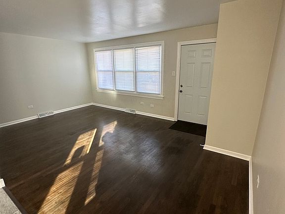 2nd image of 12858 S Saginaw Ave