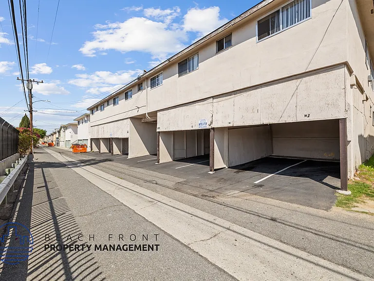 1822 W El Segundo Blvd — Photo 5