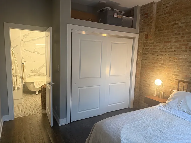 1123 W Grand Ave #3R — Photo 12