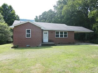 1689 N Main St, Whitwell, TN 37397