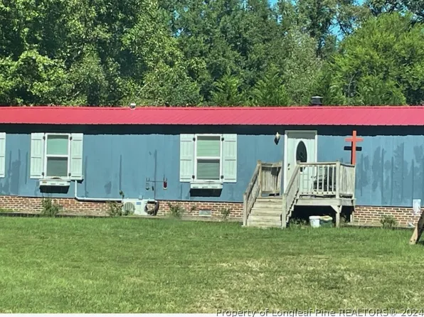 5923 Kellys Landing Rd, Fayetteville, NC 28306