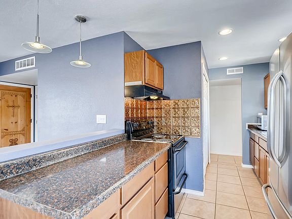 2nd image of 6447 Tsehyu St