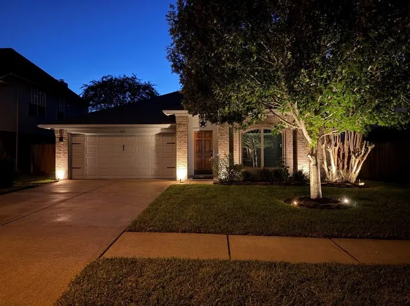 16114 Lakestone Dr, Tomball, TX 77377