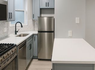 452 E Park Ave APT 5, Long Beach, NY 11561