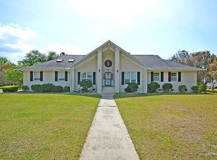 105 Vanish Dr, Moncks Corner, SC 29461