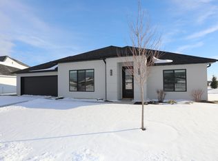 4400 Royal County Rd, Columbia, MO 65201