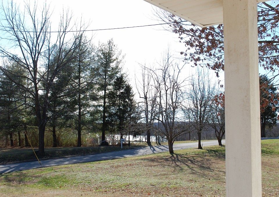 2nd image of 134 Tobaccoport Dock Rd