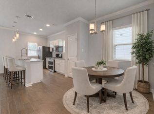 1115 Bunton St, Houston, TX 77009