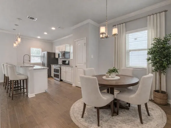 1115 Bunton St, Houston, TX 77009