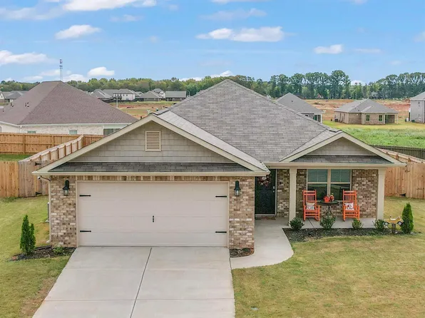 185 Tobin Ln, Hazel Green, AL 35750