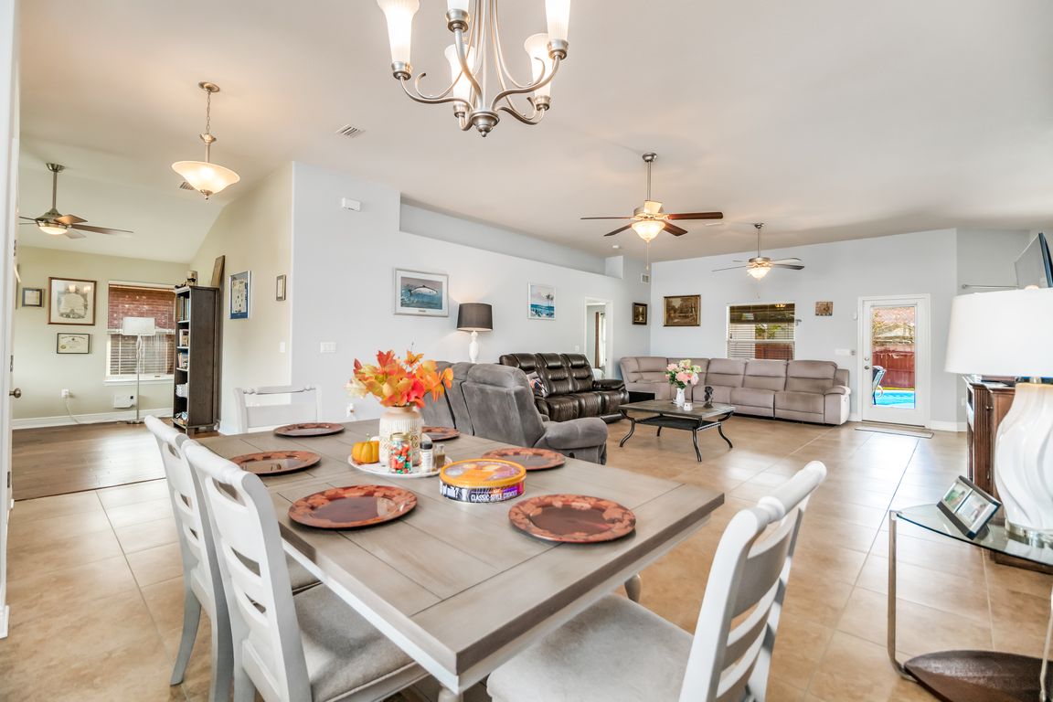 next background image