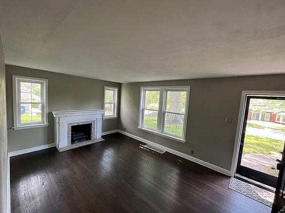2nd image of 10018 Benbury Ln