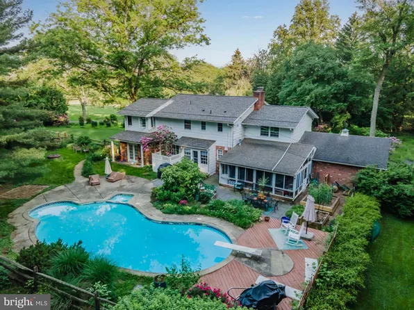 4620 Oley Turnpike Rd, Reading, PA 19606