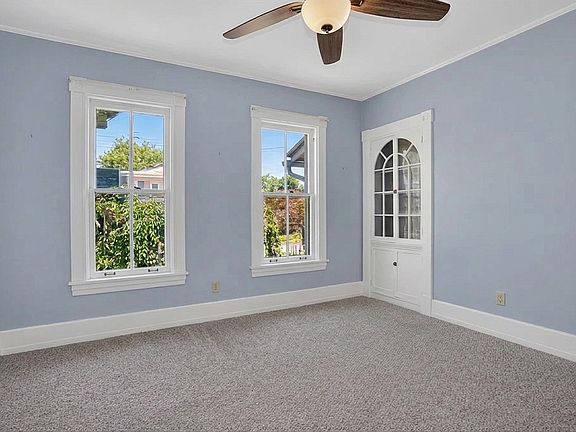 5th image of 73 Commonwealth Ave #1