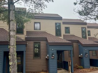 529 Moose Mountain Dr, Tofte, MN 55615